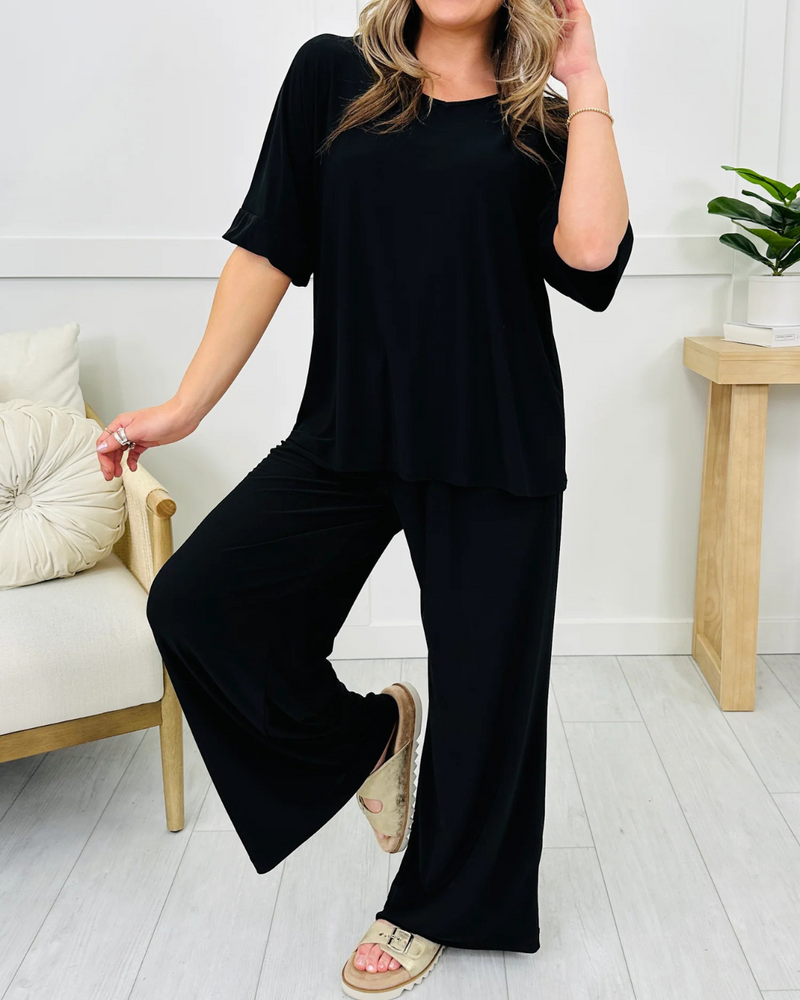 Conjunto de Mujer con Pantalón Ancho y Ajuste Cómodo.