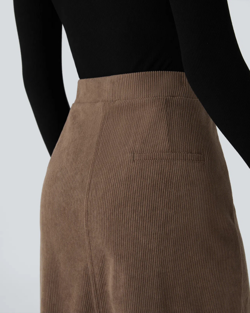 Falda Casual para Mujer con Bolsillos y Abertura Frontal