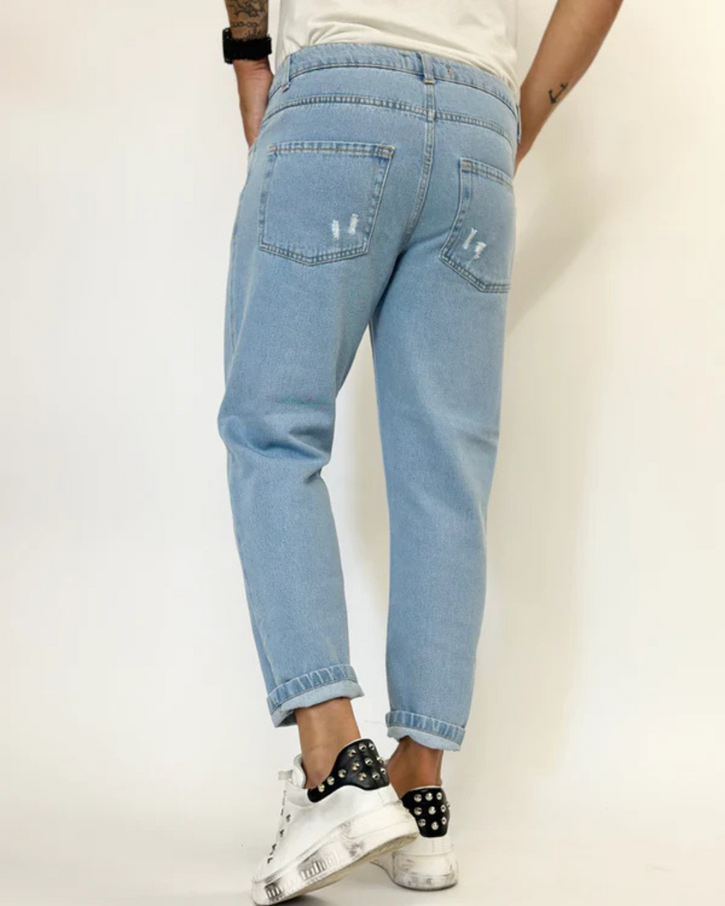Pantalón con Ligero Desgarro en la Rodilla para Hombres